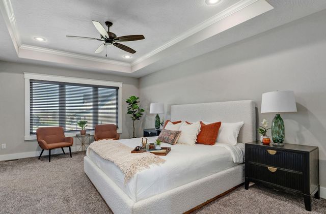 1301 S Amber Ridge Drive, Nixa, MO 65714