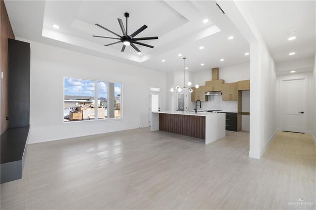 9900 N 25th Street, Mcallen, TX 78504