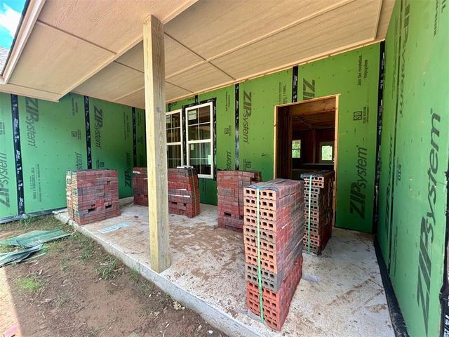 2465 Gina Court, Guthrie, OK 73044