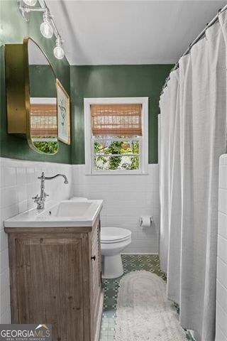 2333 Ferndale Drive, Atlanta, GA 30030