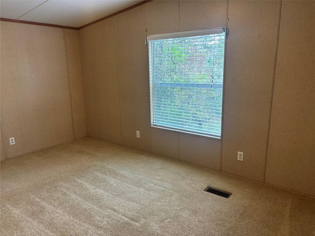 151 Cottletown RD, Smithville, TX 78957