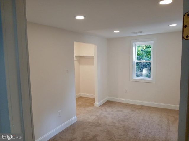 2067 FOULK RD, Garnet Valley, PA 19060