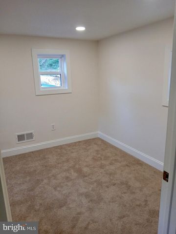 2067 FOULK RD, Garnet Valley, PA 19060