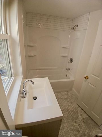 2067 FOULK RD, Garnet Valley, PA 19060