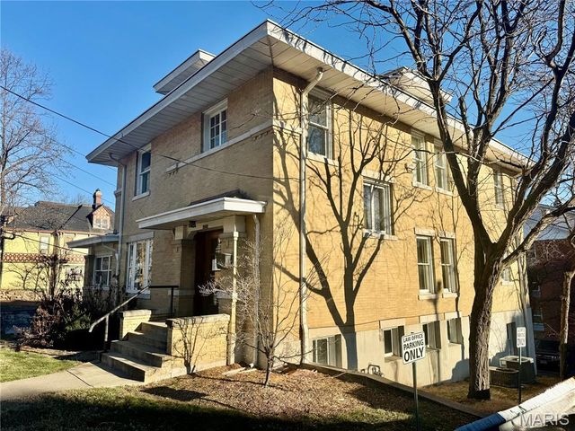 1001 Center Street, Hannibal, MO 63401