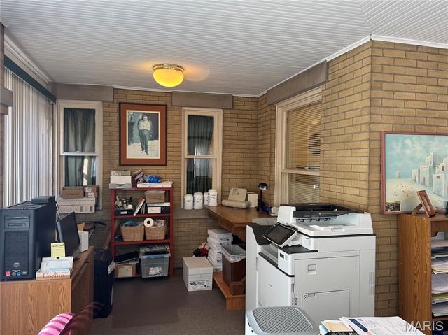 1001 Center Street, Hannibal, MO 63401