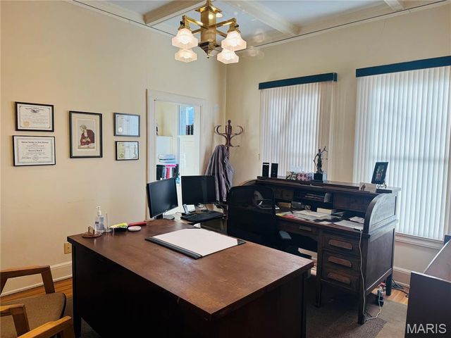 1001 Center Street, Hannibal, MO 63401