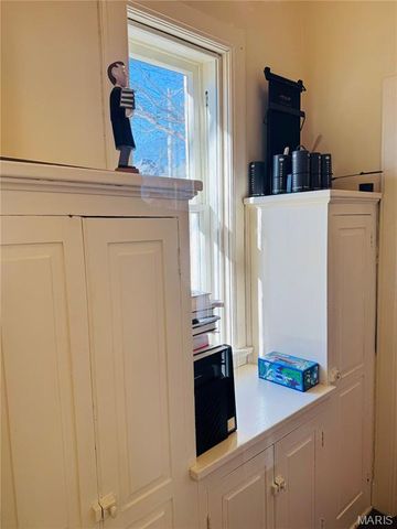 1001 Center Street, Hannibal, MO 63401