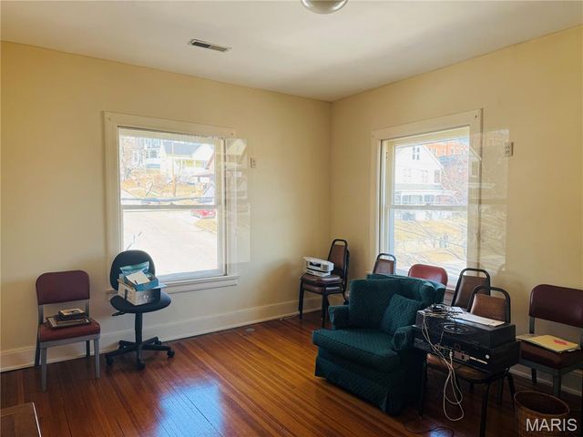 1001 Center Street, Hannibal, MO 63401