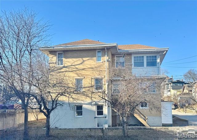 1001 Center Street, Hannibal, MO 63401