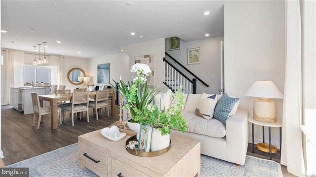 106 BARLETT LN, Harrisburg, PA 17111