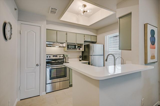 6000 Shepherd Mountain CV 604, Austin, TX 78730