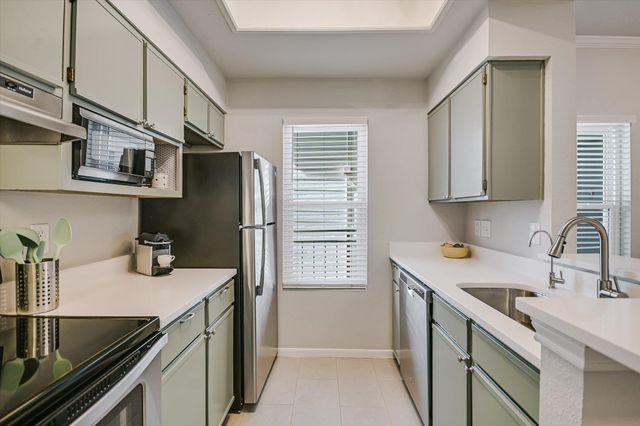 6000 Shepherd Mountain CV 604, Austin, TX 78730