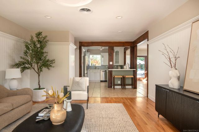 2711 N Arroyo Drive, San Diego, CA 92103