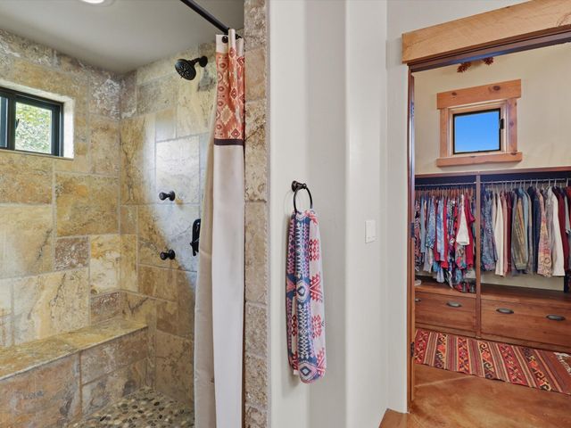 71 Nature Pointe Drive, Tijeras, NM 87059