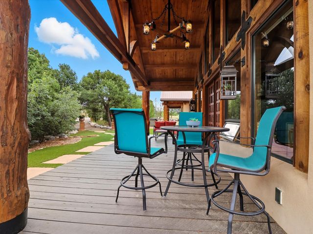 71 Nature Pointe Drive, Tijeras, NM 87059