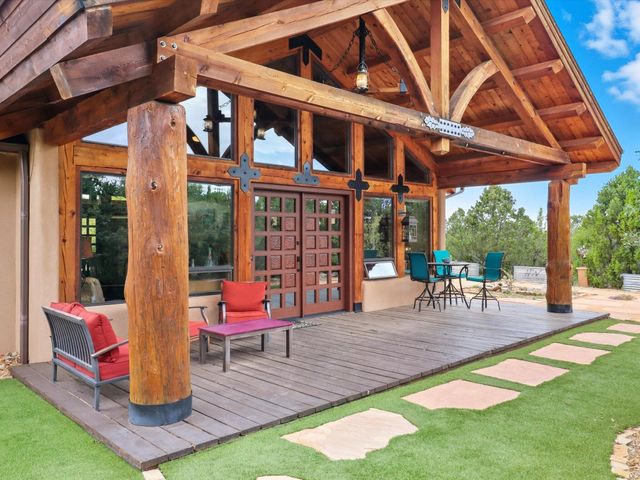 71 Nature Pointe Drive, Tijeras, NM 87059