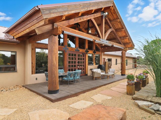 71 Nature Pointe Drive, Tijeras, NM 87059