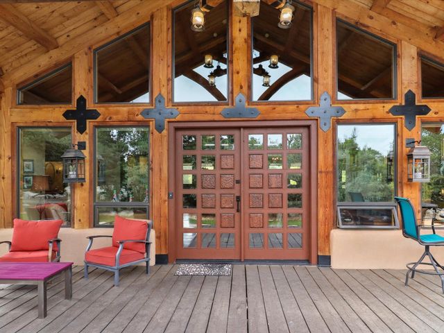 71 Nature Pointe Drive, Tijeras, NM 87059