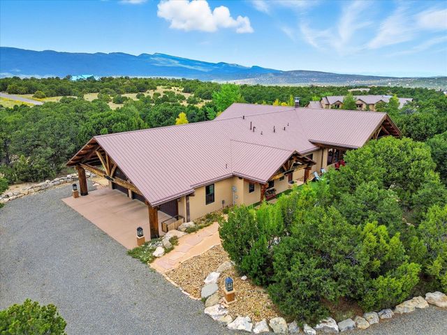 71 Nature Pointe Drive, Tijeras, NM 87059