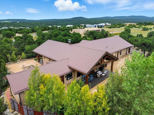 71 Nature Pointe Drive, Tijeras, NM 87059