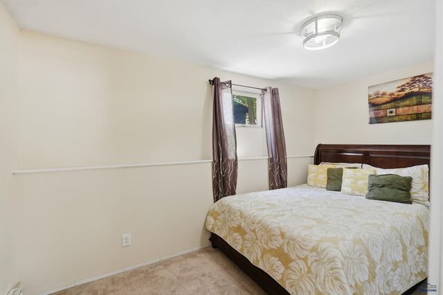 5805 W ELMWOOD DR, Black Hawk, SD 57718