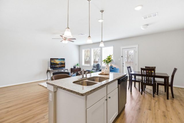 17205 Leafroller DR B, Pflugerville, TX 78660