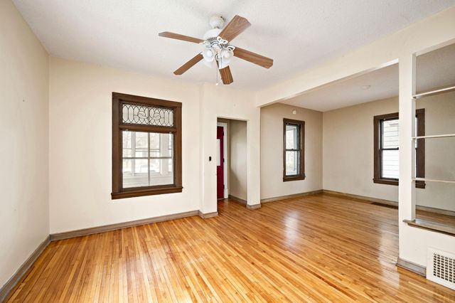 2841 39th Avenue S, Minneapolis, MN 55406