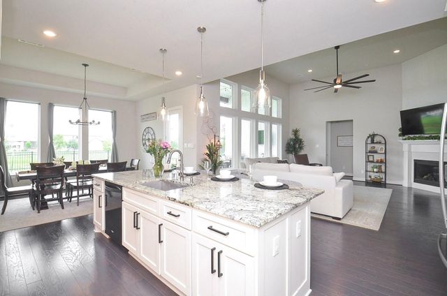 2131 Berry Trace Court, Manvel, TX 77578