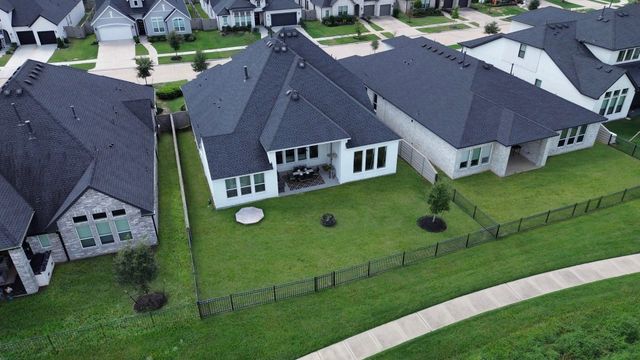 2131 Berry Trace Court, Manvel, TX 77578