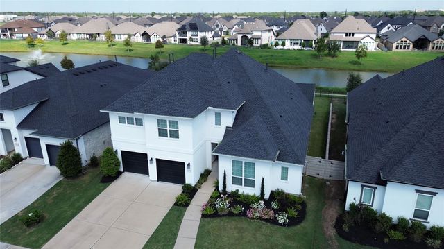 2131 Berry Trace Court, Manvel, TX 77578
