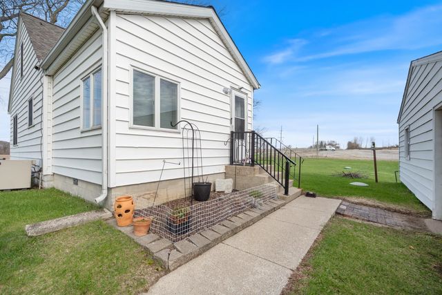 5290 N State Road 15 Road, Warsaw, IN 46582