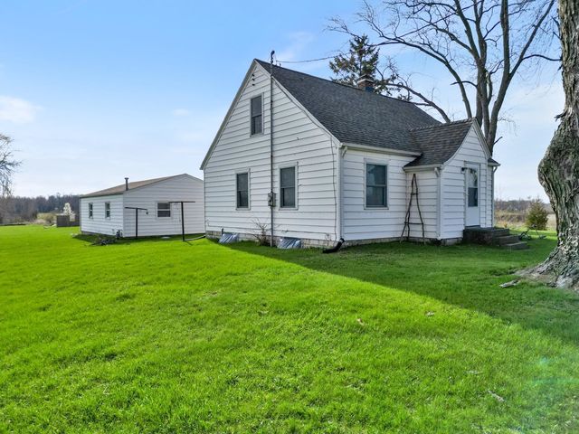 5290 N State Road 15 Road, Warsaw, IN 46582