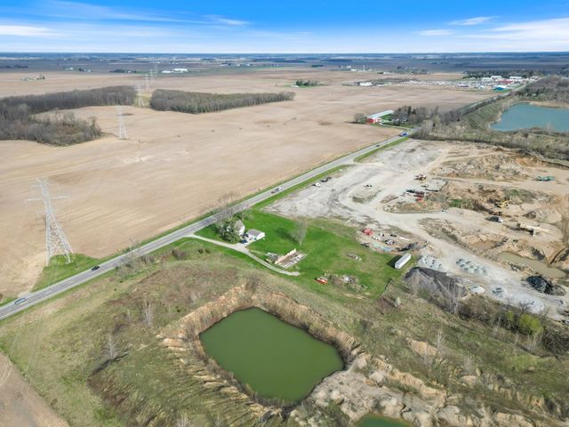 5290 N State Road 15 Road, Warsaw, IN 46582