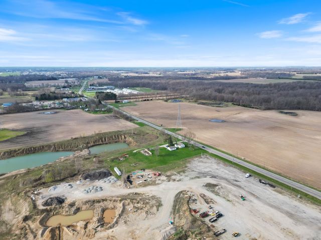 5290 N State Road 15 Road, Warsaw, IN 46582