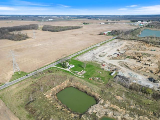 5290 N State Road 15 Road, Warsaw, IN 46582