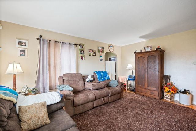5290 N State Road 15 Road, Warsaw, IN 46582