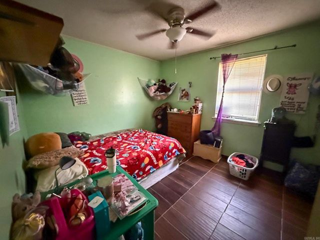 120 Riverside Park Rd, Searcy, AR 72143