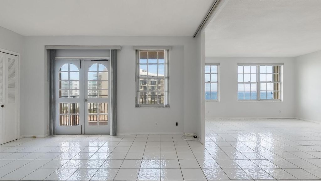 Image 19 of property listing at 3475 S Ocean Boulevard 5140, Palm Beach, FL 33480