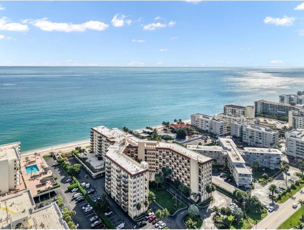Image 2 of property listing at 3475 S Ocean Boulevard 5140, Palm Beach, FL 33480