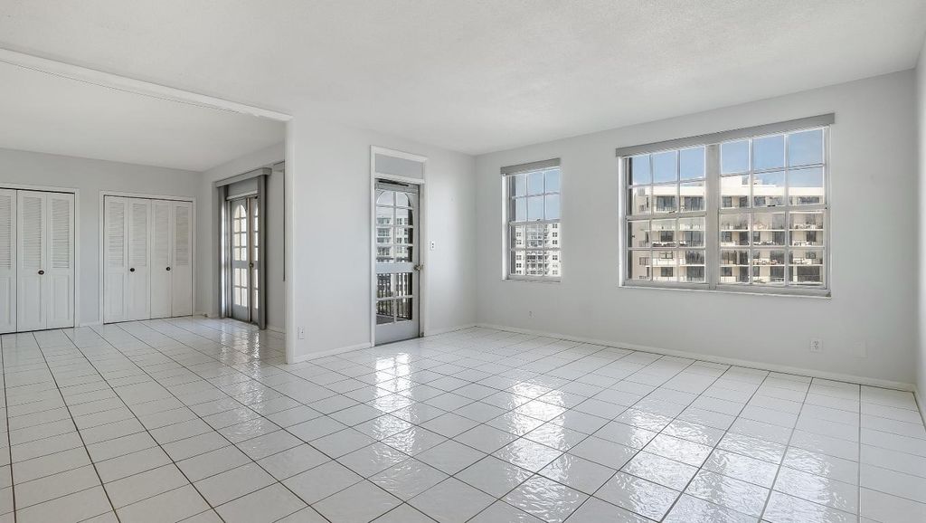 Image 20 of property listing at 3475 S Ocean Boulevard 5140, Palm Beach, FL 33480