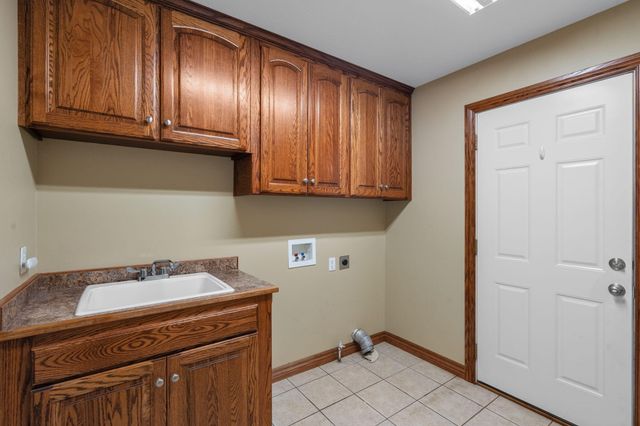 709 N Zion Way, Nixa, MO 65714