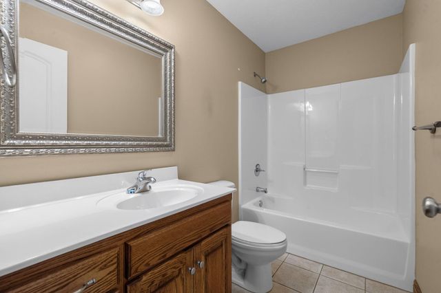 709 N Zion Way, Nixa, MO 65714