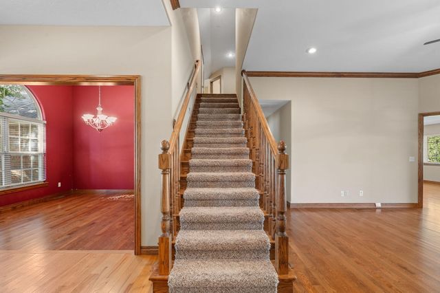 709 N Zion Way, Nixa, MO 65714
