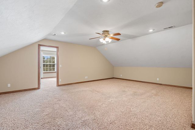 709 N Zion Way, Nixa, MO 65714