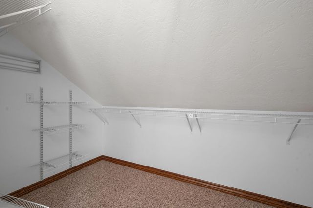 709 N Zion Way, Nixa, MO 65714