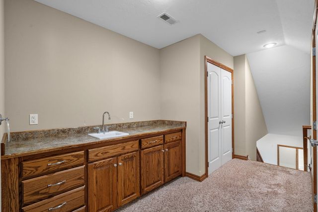 709 N Zion Way, Nixa, MO 65714