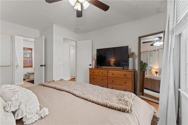 702 Burbank Drive, Smyrna, GA 30080