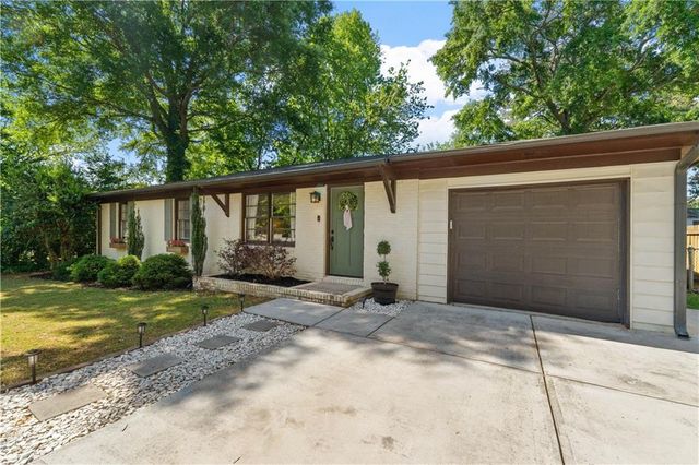 702 Burbank Drive, Smyrna, GA 30080