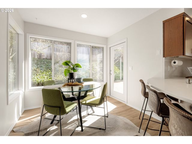 4811 Sw ORCHARD Ln, Portland, OR 97219